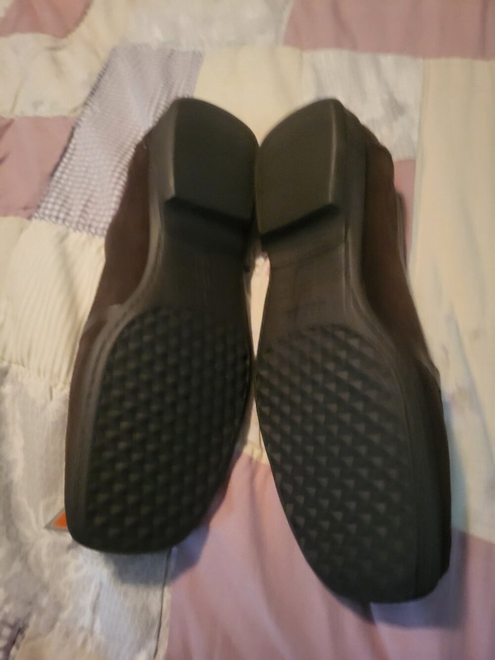 G.H. Bass women's dark brown suede driving loafers, (Size 6 1/2) (NWT) - Picture 2 of 3